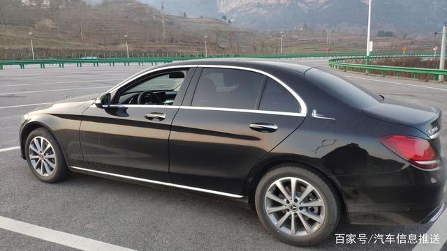 奔驰c级好还是宝马3系好(奔驰C级真的比宝马3系好吗)(5)