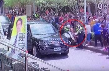 蔡英文车队撞伤七旬老太（蔡英文车队撞伤七旬老太）(1)