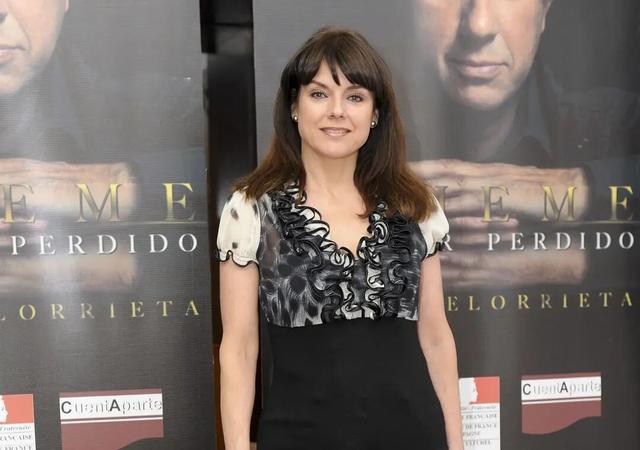 快餐车罗拉芳娜扮演者(快餐车女主罗拉)(9)