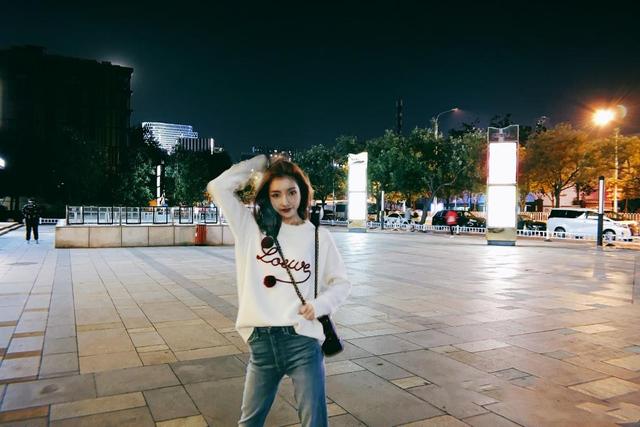 王思聪女友豆得儿直播(王思聪前女友豆得儿首次直播)(12)