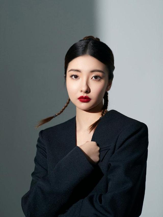 王思聪女友豆得儿直播(王思聪前女友豆得儿首次直播)(8)