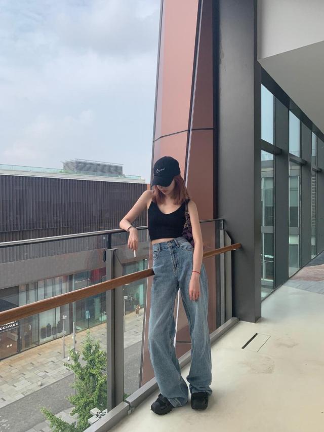 王思聪女友豆得儿直播(王思聪前女友豆得儿首次直播)(9)