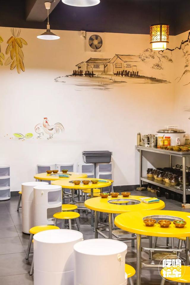 洞氮胡记羊肉馆桃源盛世形象店(从岳阳起家火了21年的洞氮胡记羊肉馆)(54)