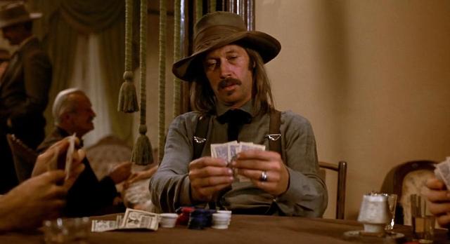 监狱中的拳王对战（监狱拳霸和国际拳王的生死对决）(4)