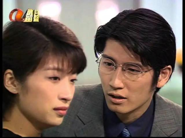 40岁前tvb当家小生（53岁TVB不老男神曾惨做亚姐观音兵）(10)