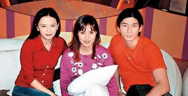 40岁前tvb当家小生（53岁TVB不老男神曾惨做亚姐观音兵）(14)