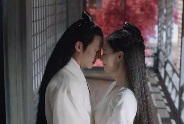 圈内人对张震的评价（能把偶像仙侠演到8.3分的男人）(5)