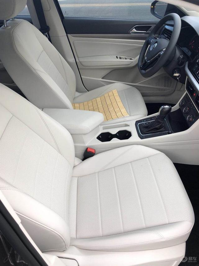 新朗逸哪个版本值得买（以前的性价比之王）(12)