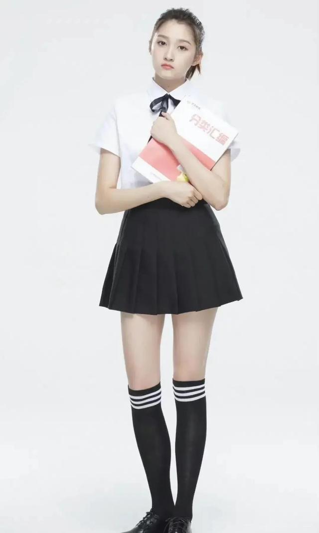 鹿晗关晓彤官宣朋友圈截图(网友喊话鹿晗出来分流)(8)