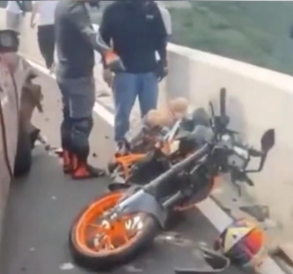 摩托车不炸街低沉的排气（炸街的改装摩托车）(5)