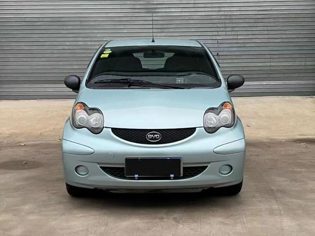 几万块就可以把这些二手车开回家(这几台二手车只卖几千块)(3)