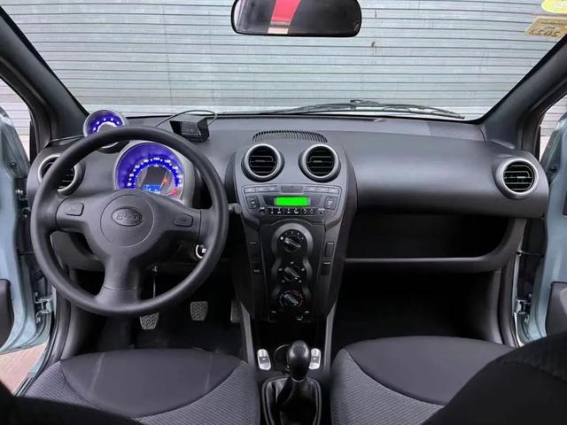 几万块就可以把这些二手车开回家(这几台二手车只卖几千块)(4)