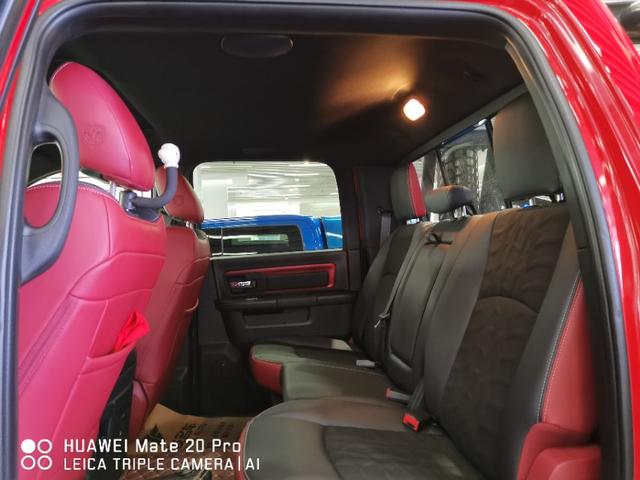 道奇公羊1500两门版改装越野版（35万就能买到限量版道奇公羊进口越野车）(16)