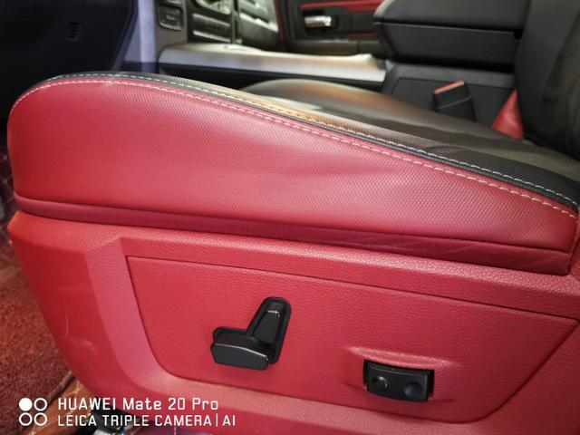 道奇公羊1500两门版改装越野版（35万就能买到限量版道奇公羊进口越野车）(18)