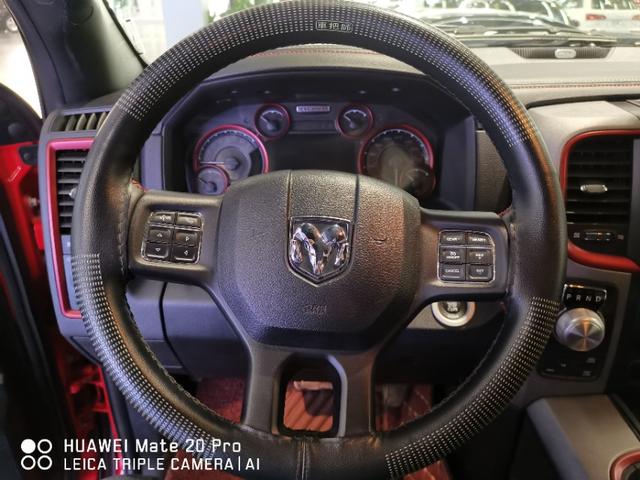 道奇公羊1500两门版改装越野版（35万就能买到限量版道奇公羊进口越野车）(20)