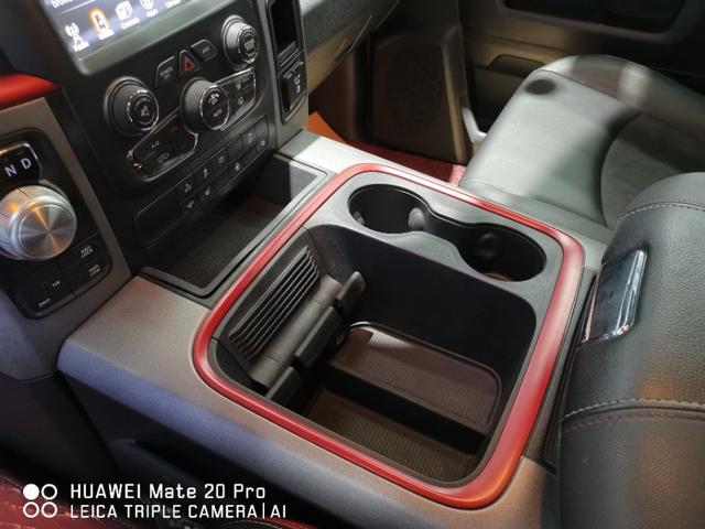 道奇公羊1500两门版改装越野版（35万就能买到限量版道奇公羊进口越野车）(23)