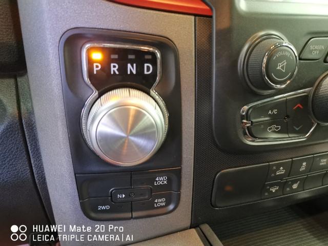 道奇公羊1500两门版改装越野版（35万就能买到限量版道奇公羊进口越野车）(25)