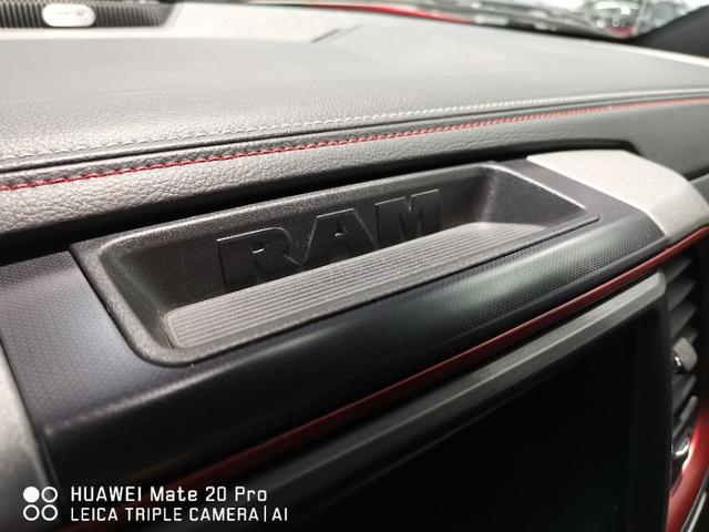 道奇公羊1500两门版改装越野版（35万就能买到限量版道奇公羊进口越野车）(31)