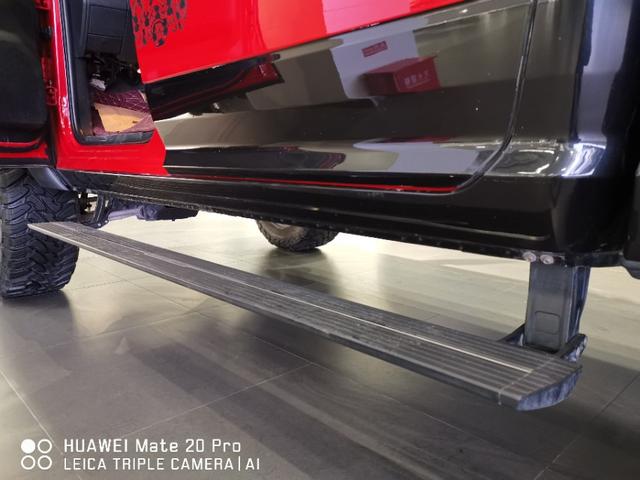 道奇公羊1500两门版改装越野版（35万就能买到限量版道奇公羊进口越野车）(5)