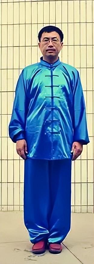 五十多岁还能练成心意六合拳吗（山西常有心意六合肘十八式1）(8)