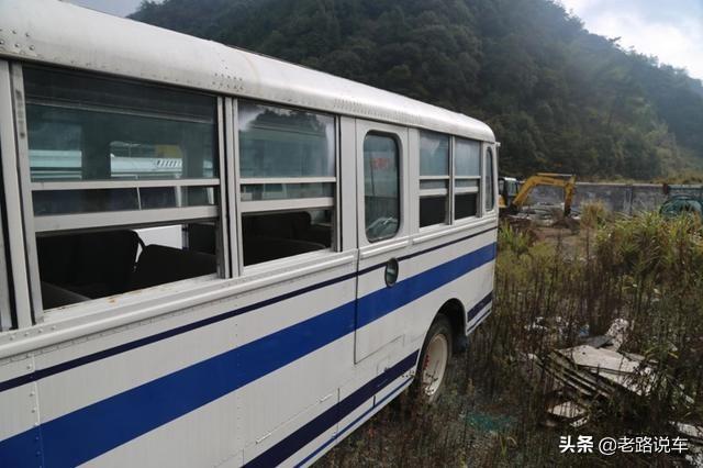 广汽日野和j6哪个好（这辆经过翻新的日野的BX421）(10)