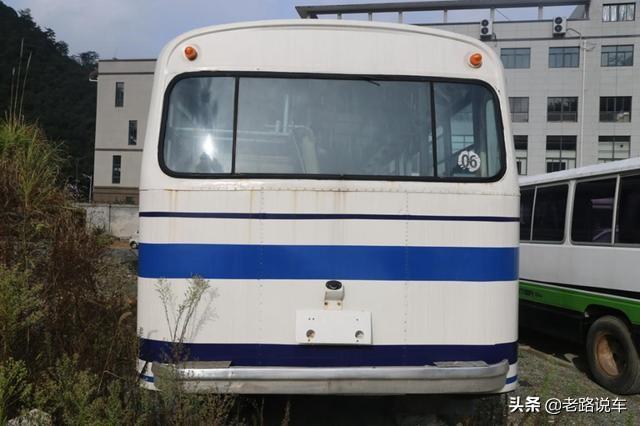 广汽日野和j6哪个好（这辆经过翻新的日野的BX421）(18)