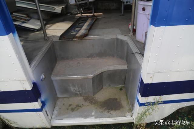 广汽日野和j6哪个好（这辆经过翻新的日野的BX421）(22)