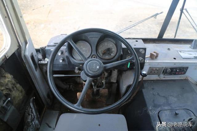 广汽日野和j6哪个好（这辆经过翻新的日野的BX421）(31)