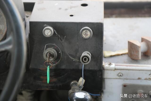 广汽日野和j6哪个好（这辆经过翻新的日野的BX421）(32)