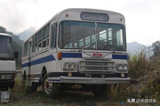 广汽日野和j6哪个好（这辆经过翻新的日野的BX421）(38)