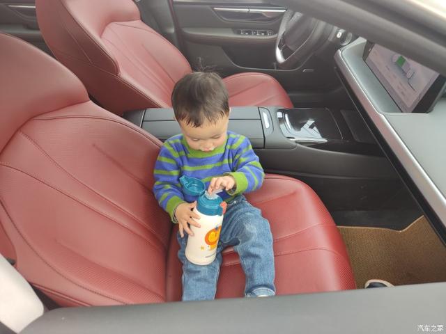 小鹏p7深度试驾3天(小鹏汽车P7深度试驾)(10)