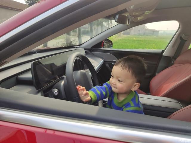 小鹏p7深度试驾3天(小鹏汽车P7深度试驾)(7)