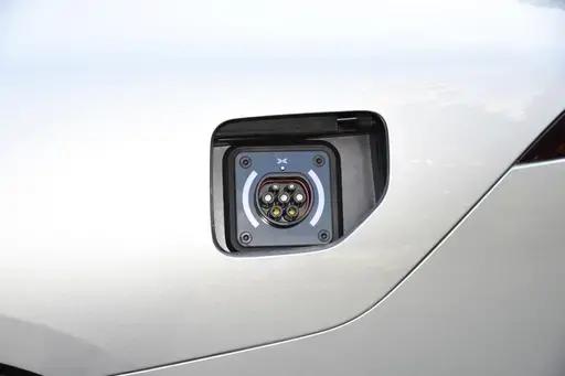 6万公里的小鹏p7值得买吗（体验小鹏P7零百加速6.7秒）(9)