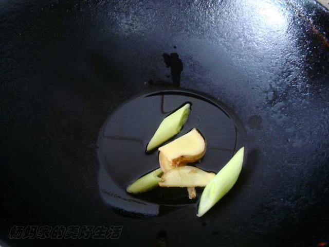 红烧肉这么做入口即化肥而不腻（教你在家做红烧肉）