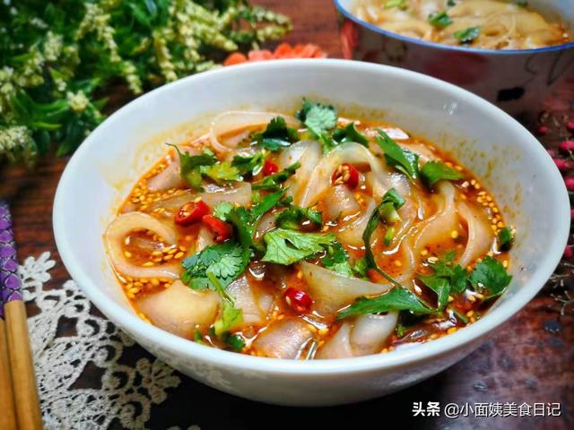 宽粉的神仙吃法酸辣（宽粉不止烫火锅好吃）