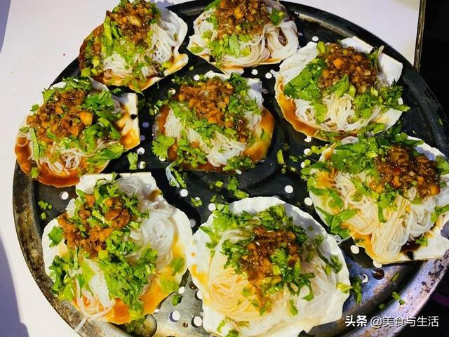 木炭烧烤最基本的技巧(地摊烧烤风风火火) 木炭烧烤最基本的技巧(地摊烧烤风风火火)