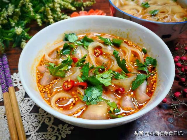 宽粉的神仙吃法酸辣（宽粉不止烫火锅好吃）