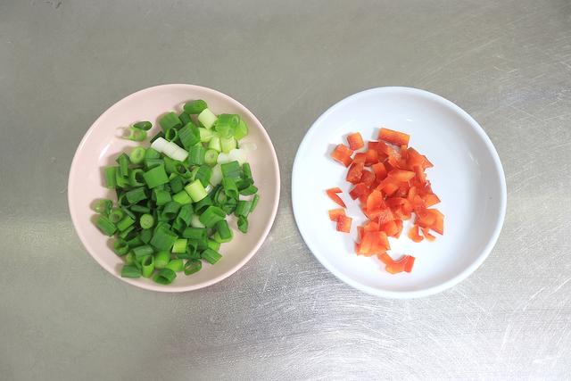 夏天来了凉拌菜有哪些做法(夏天最爱的一道凉拌菜) 夏天来了凉拌菜有哪些做法(夏天最爱的一道凉拌菜)