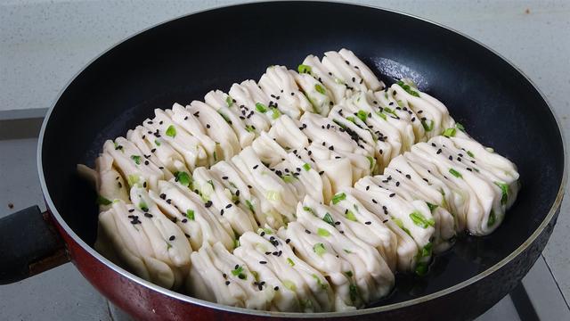 花卷的做法各种各样的不要重复（花卷懒人做法一切一折）