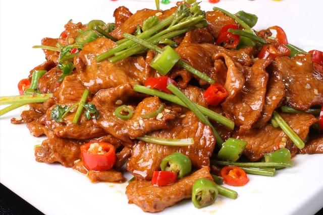 炒牛肉的时候要不要放盐腌制（切记不要放盐腌）