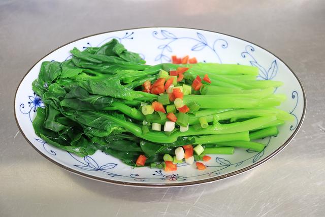 夏天来了凉拌菜有哪些做法(夏天最爱的一道凉拌菜) 夏天来了凉拌菜有哪些做法(夏天最爱的一道凉拌菜)