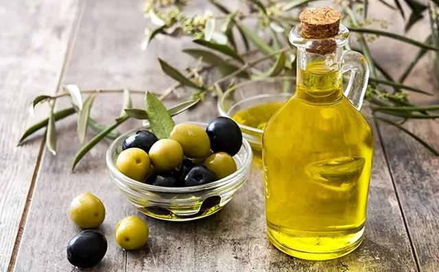 希腊特色食物有哪些（浅析地中海三样美食）