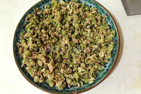 干豆角蒸腊肉湘菜(干豆角蒸肉) 干豆角蒸腊肉湘菜(干豆角蒸肉)
