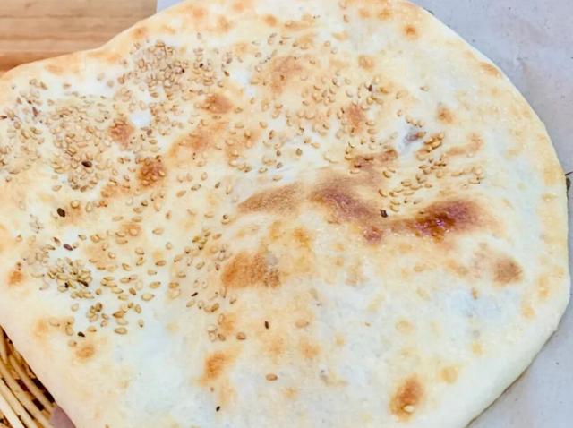 美食油酥糖烧饼（淄博特色肉烧饼）