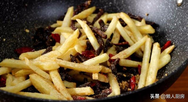 农家美食土豆烧牛肉(搭配土豆简单一做) 农家美食土豆烧牛肉(搭配土豆简单一做)